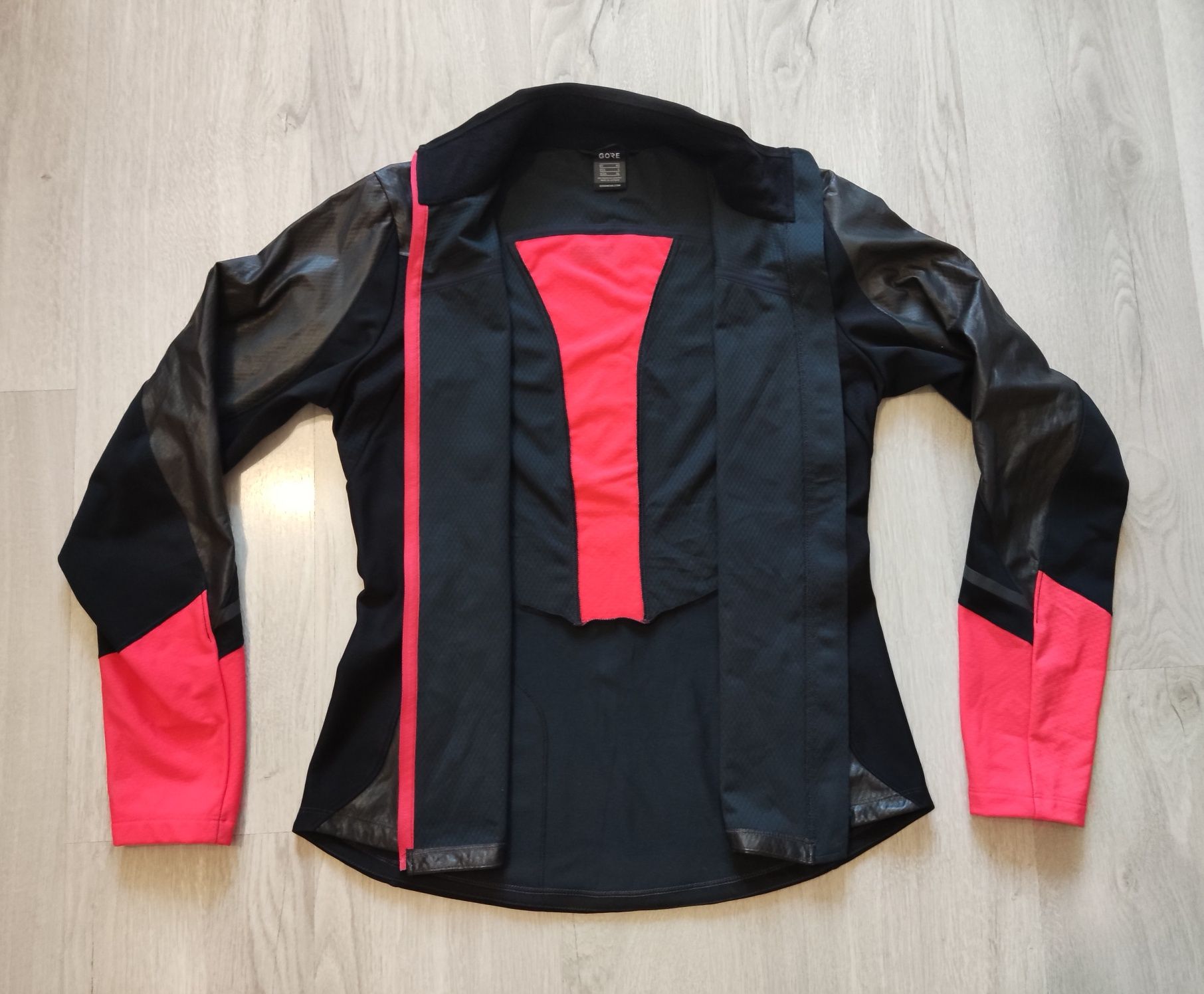 GORE® R5 W'S GORE-TEX® Infinium Soft Lined,дамско софтшел яке мембрана
