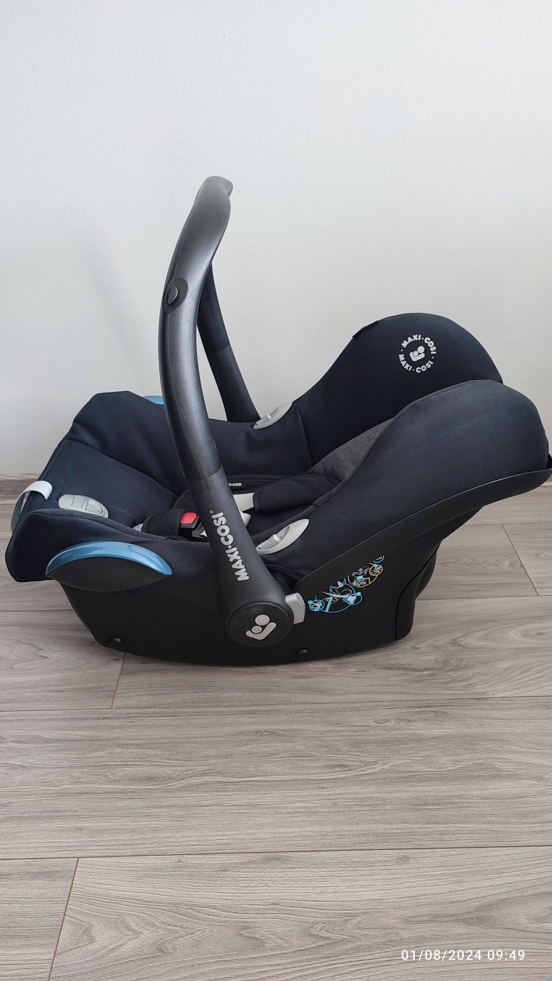 Scoica auto Maxi Coxi Cabriofix Essential