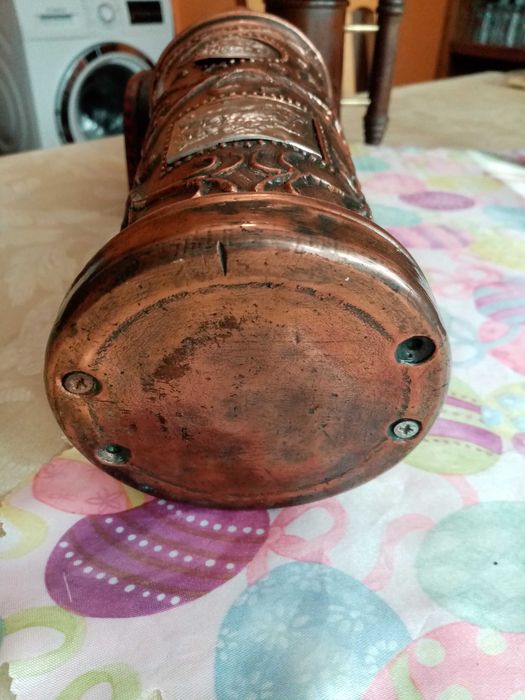 Инкрустирана медна  бутилка икона 750 мл, 1960 г. Тревненска школа.