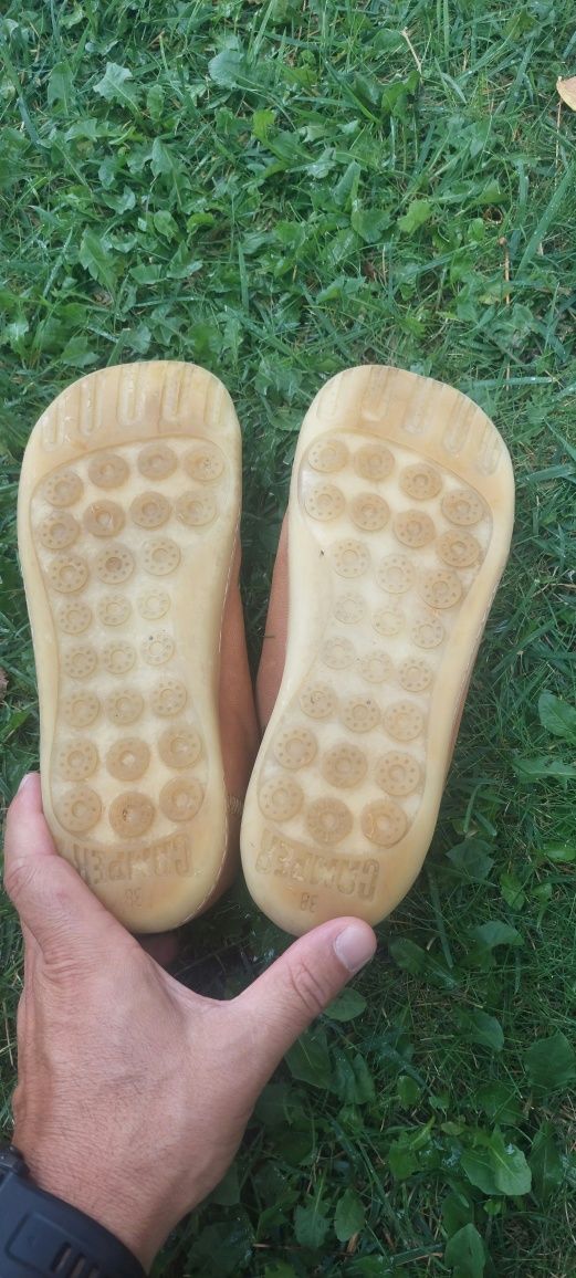 Боси обувки Camper Peu