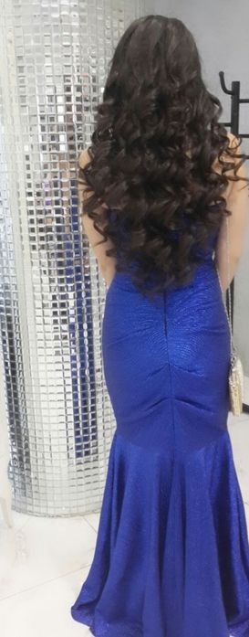 Вечернее платье 42/44размер в отличном состоянии