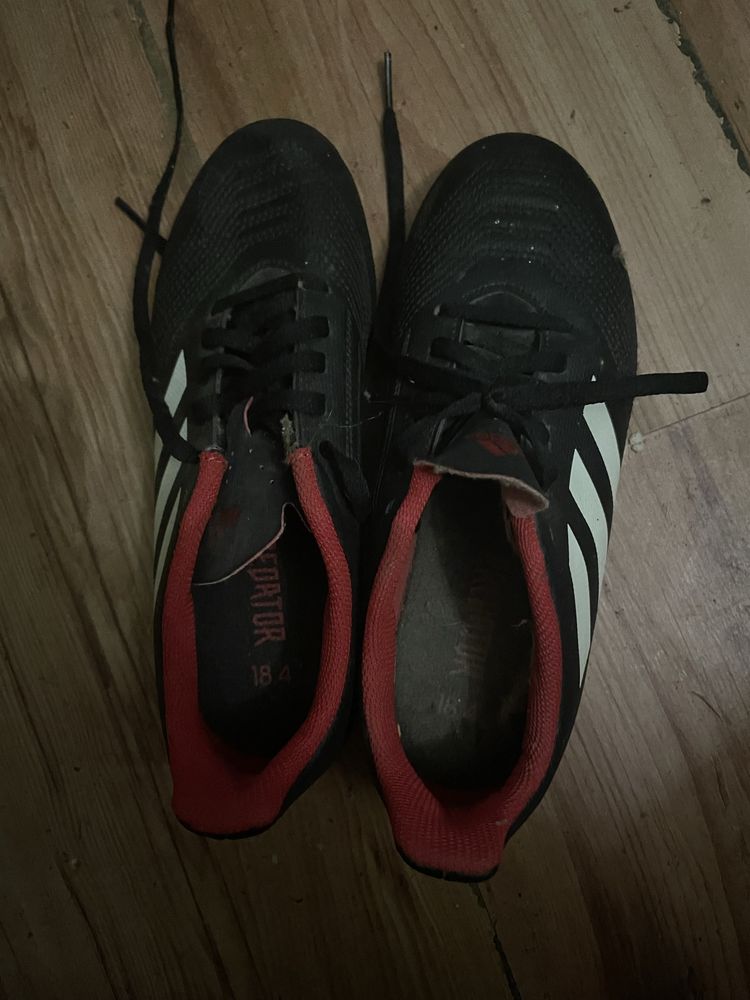 Adidas Predator 18.4 детски бутонки
