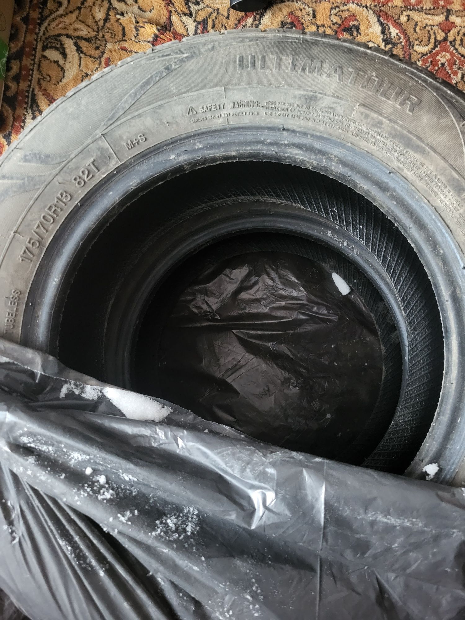 Продаю шины 175/70R13 город риддер