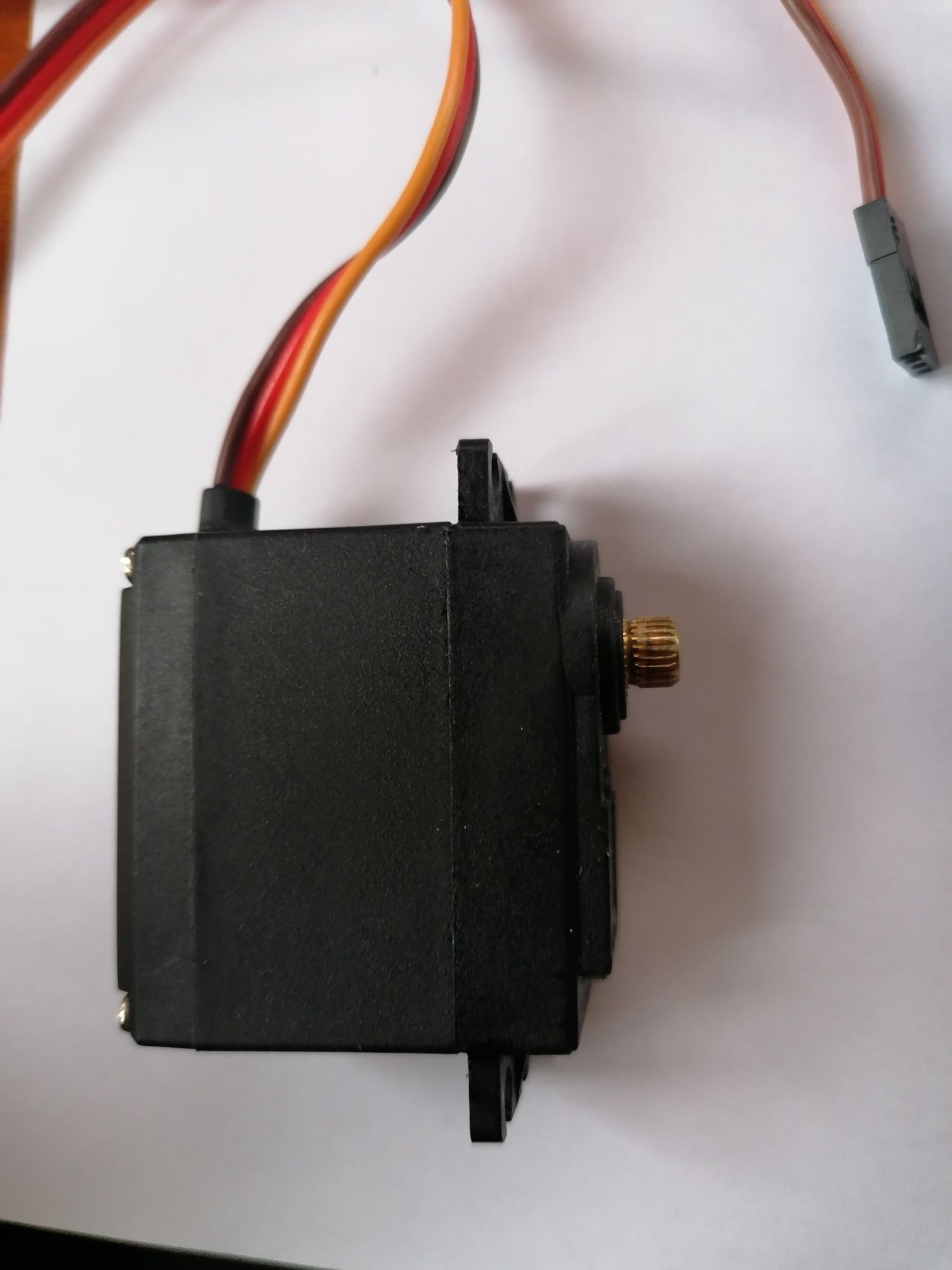 Servo motor MG995 180 / 270 grade