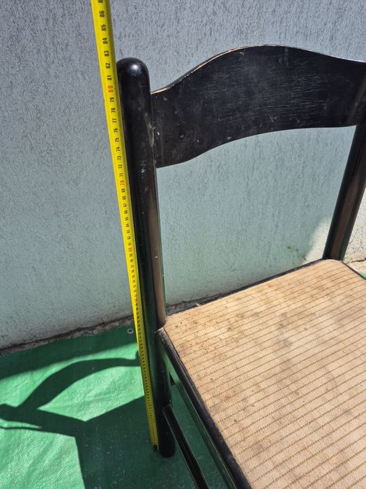 Vând Scaun lemn masiv ideale pentru,Bucatarie gradină & terasă,balcon