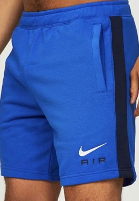 Нови Мъжки къси панталони Nike Размер S