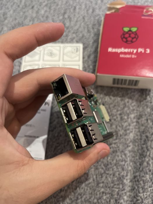 Placa de dezvoltare Raspberry Pi 3 Model B+