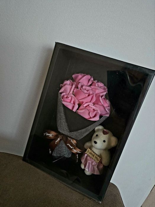 Букет с рози и мече