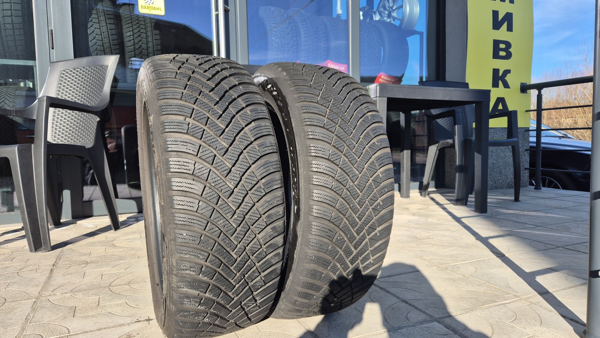 2бр зимни гуми 225/55/16 99H HANKOOK /22г