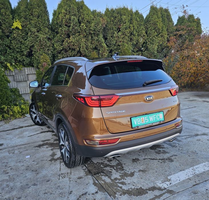 Kia Sportage GT line / 2.0 AWD