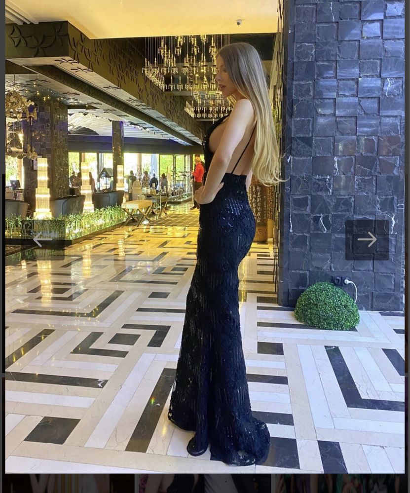 Alessa рокля