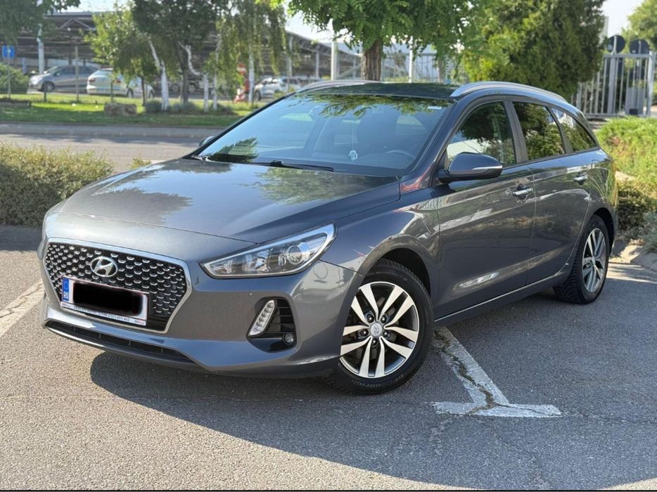 Vand Hyundai i30, euro 6, cameră, navigatie, carplay, android auto……..