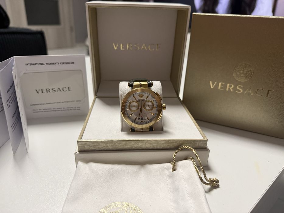 Versace watch New Top!!!