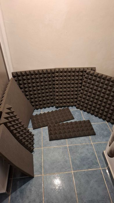 burete fonic piramidal