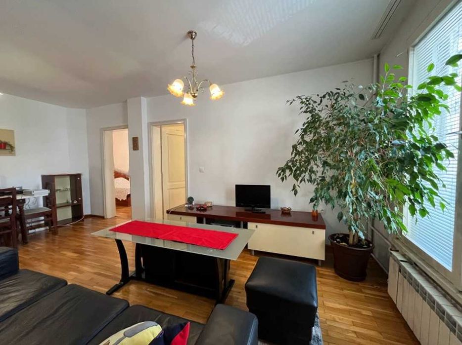 Продава се Тристаен апартамент в София, Лагера - 90 кв.м за 2873 €/кв.м - Снимка #1