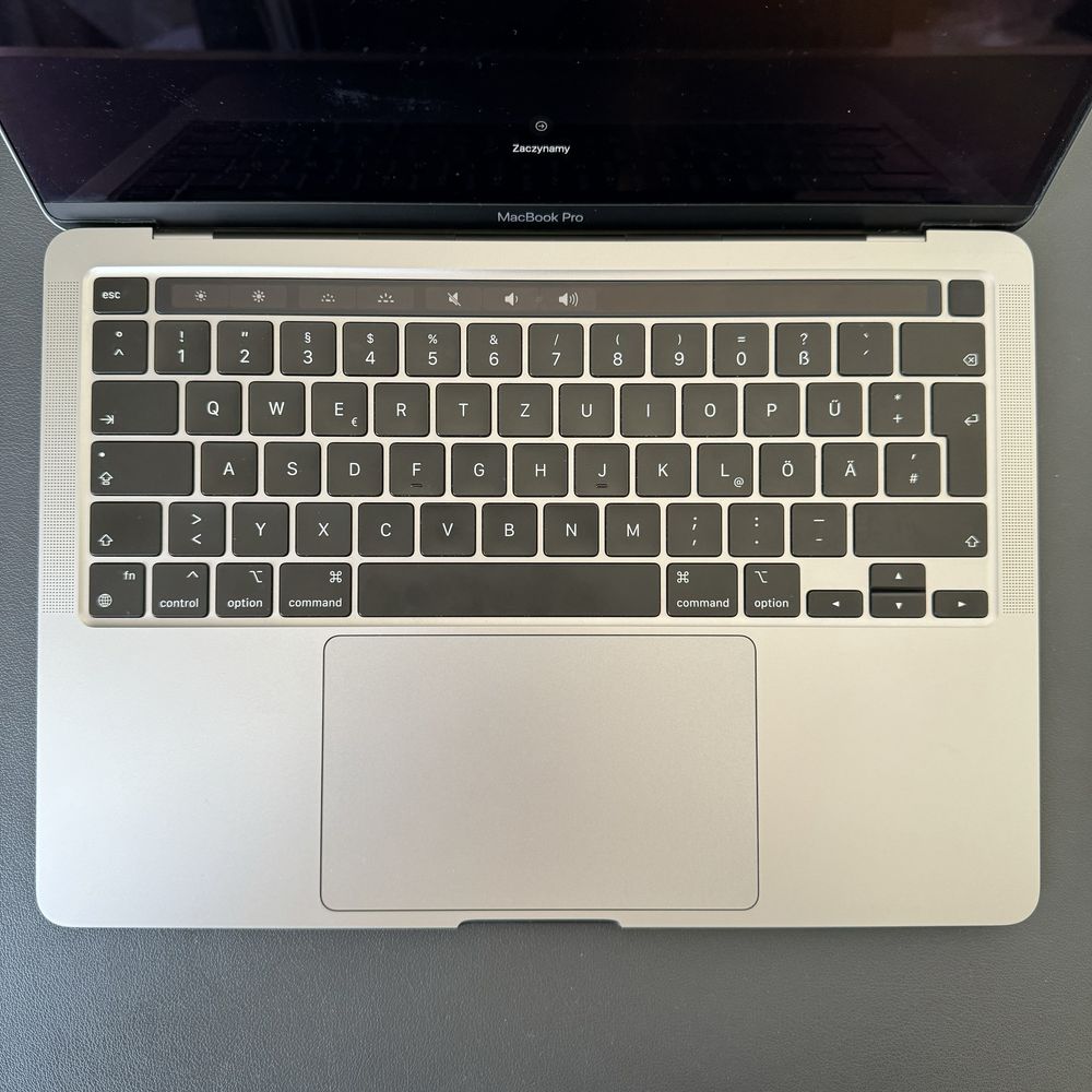 Обменя или продам Macbook Pro 13 2020 (M1, 8gb, 512gb)