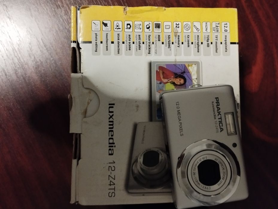 DVD camcorder și aparat foto