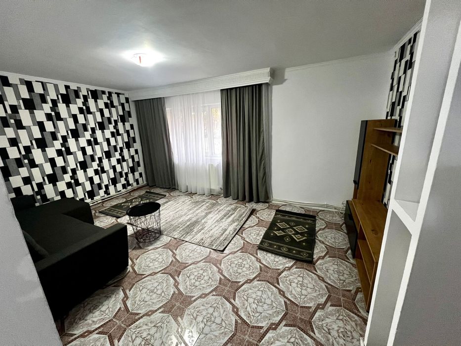 Regim hotelier, apartament cu 4 camere, decomandat, parter