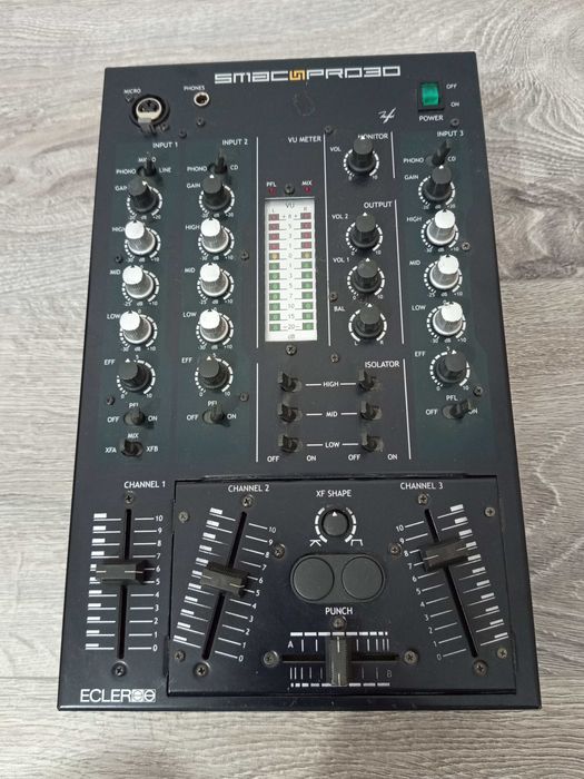 Миксер, смесител Ecler smac pro 30