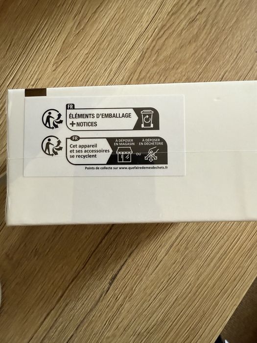 Запечатан нов Смарт Часовник HUAWEI WATCH FIT 4 BLACK