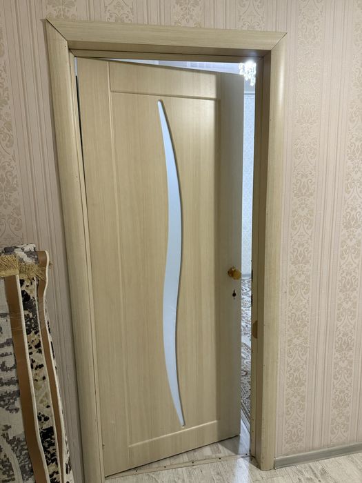 Продаем дверь межкомнатную