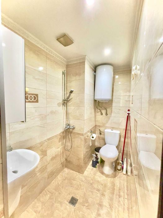 Продава се Двустаен апартамент в София, Център - 70 кв.м за 2572 €/кв.м - Снимка #6