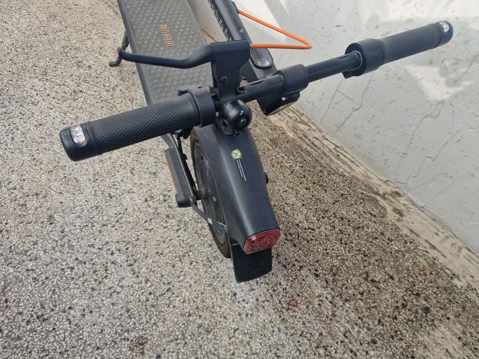 Електрипеска тротинетка  SEGWAY Ninebot KickScooter F2 Pro Като нова