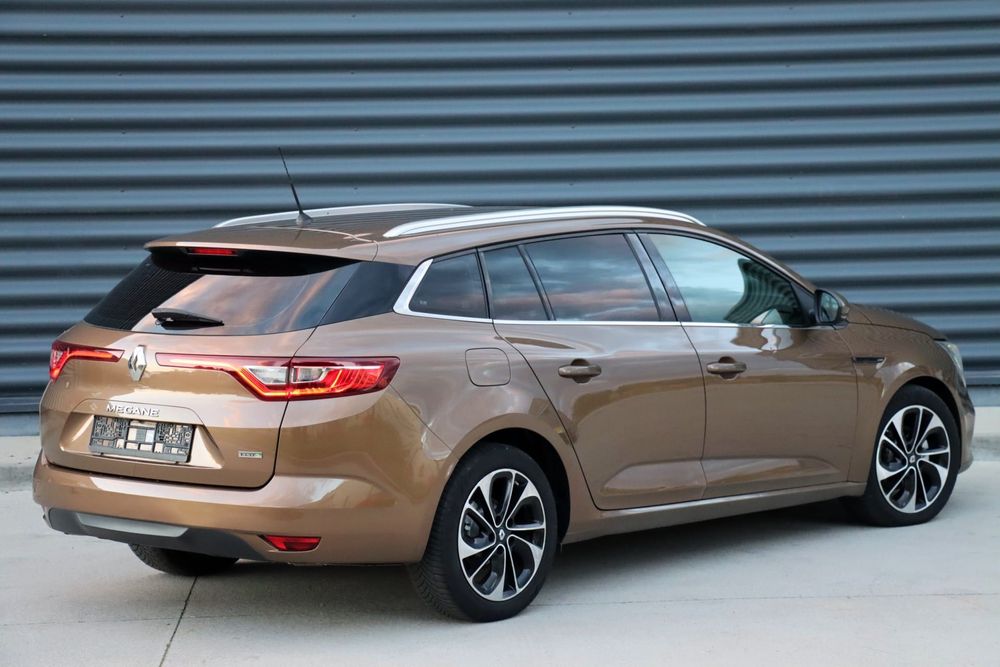 Renault Megane IV, Navigație, Climă, Garanție 12 Luni/Rate fixe