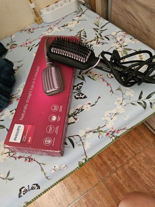 Vând perie electrica Philips series 5000