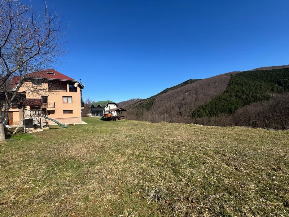 Cabană de închiriat! Nu este disponibila de Revelion!