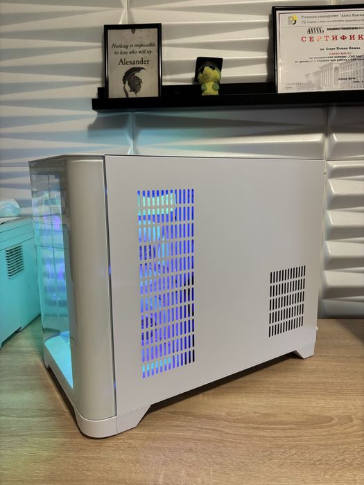 Бял Геймърски компютър Ryzen 5600X, Aio, RX6600, 32 ram, 512 ssd, 550W