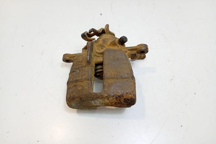 Etrier  dreapta spate Volkswagen VW Transporter T5