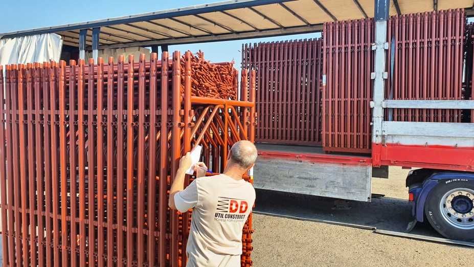 Vindem schela NOUA completa de accesorii, vanzari schele Bacau