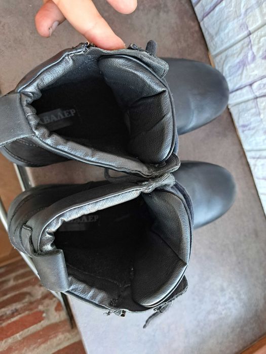 мъжки зимни обувки,боти,черни кубинки,ном43