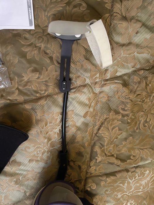 Orteza pt sold folosită de 3 ori , ca noua pt piciorul  drept
