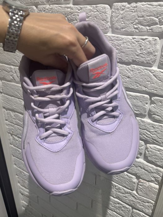 Кроссовки 38-39р Оригинал