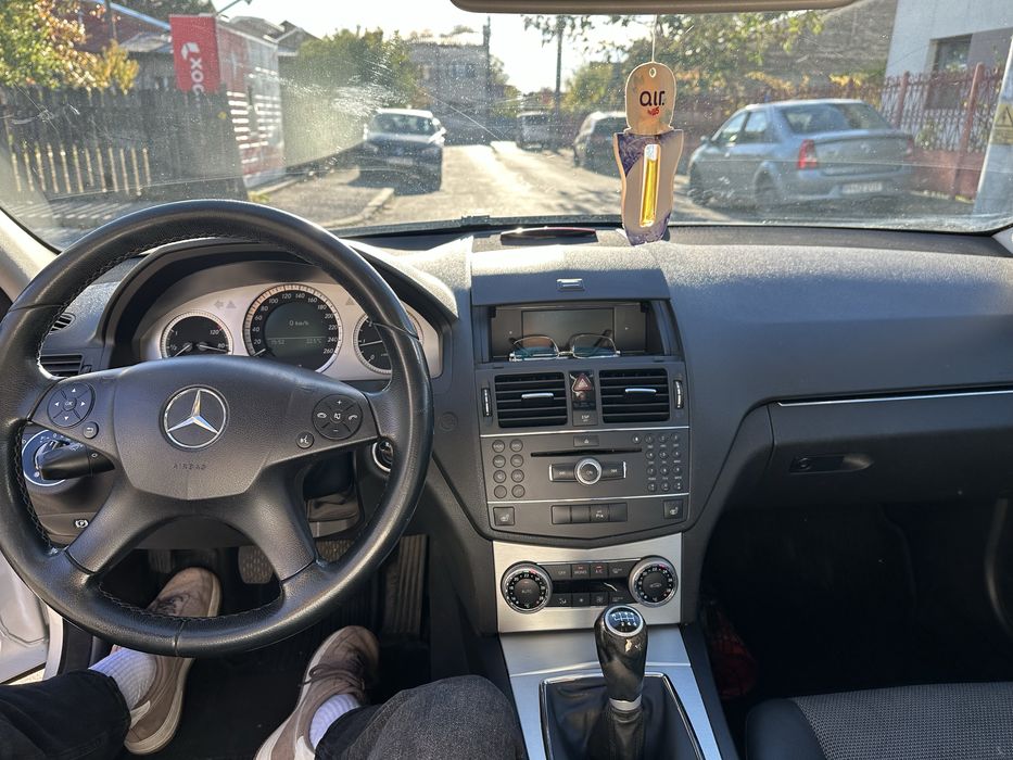 Mercedes Benz C220