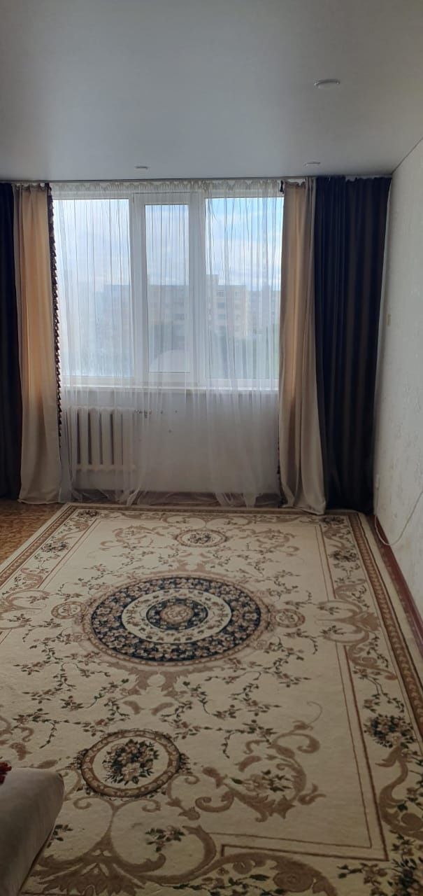 Продам 2ух комн кварт. В 5 микрорайоне