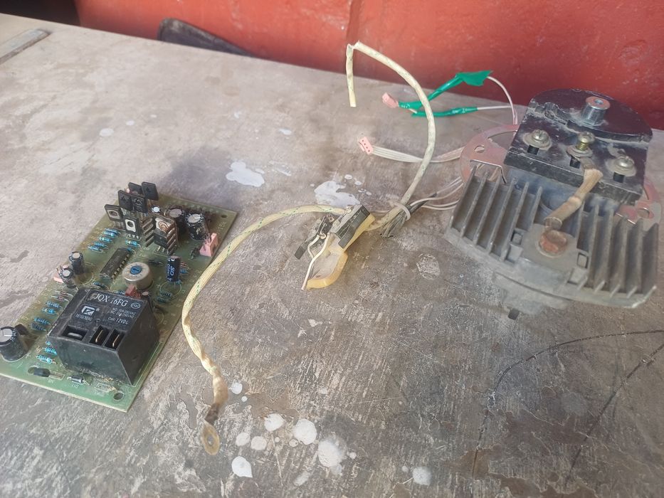 Стаблизатор,на запчаст,