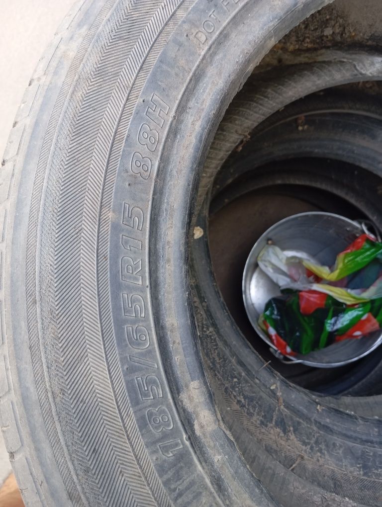 Продам резину р 15