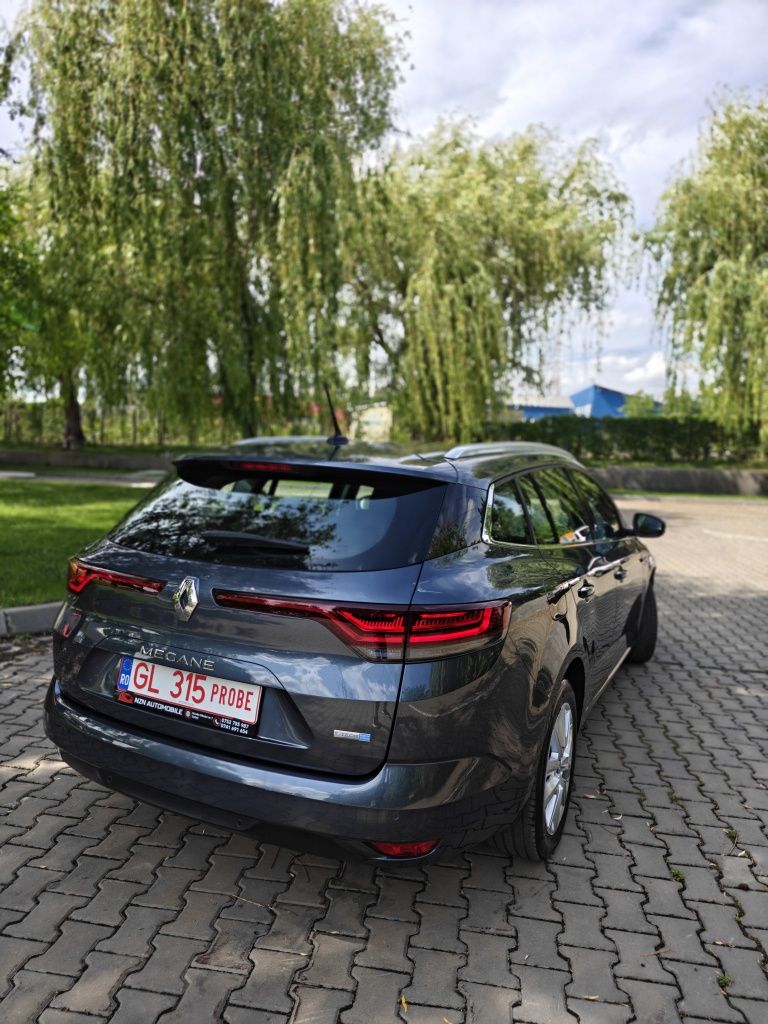Renault Megane 1.6 plug in hybrid 2021