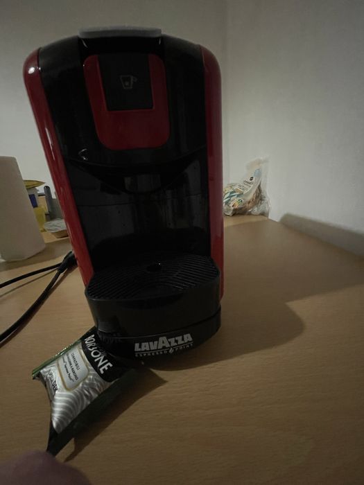 aparat de cafea LAVAZZA