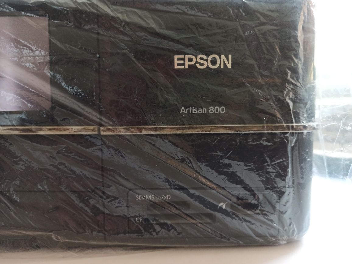 Принтер 'всичко в едно' Epson Artisan 800