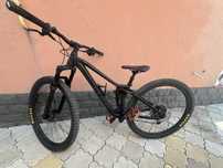 Cube 120 stereo race