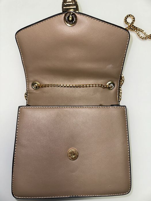 Продается сумка.