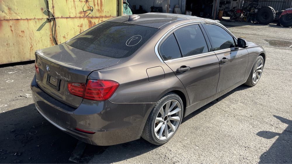 BMW F30 328ix на части