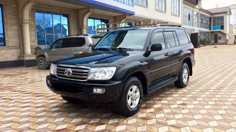 Лобовое стекло и заднее на Toyota Land Cruiser 100, Lexus LX470