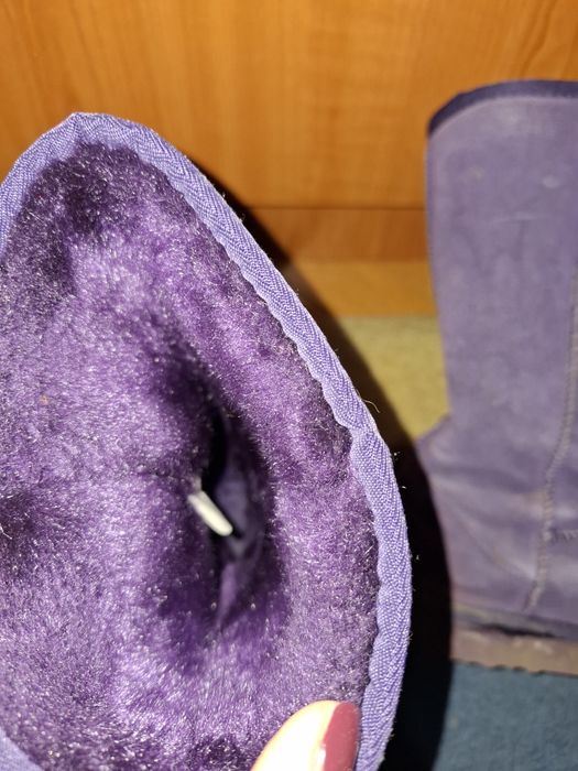 Cizme imblanite tip UGG