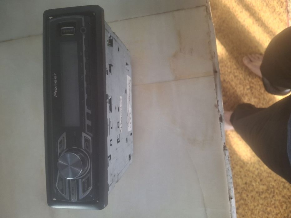 Автомагнитола Pioneer MVH - 150UI