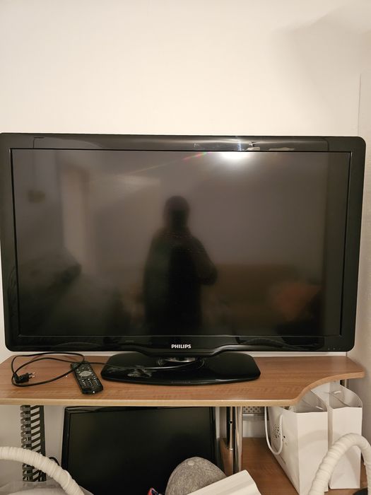 Телевизор сатылады. Жасап тұрған телевизор